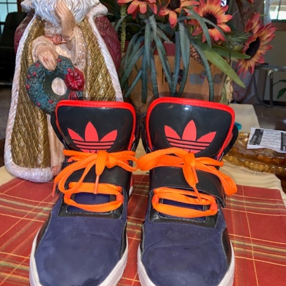 ADIDAS Blue Suede Roundhouse Basketball Me… - Picture 5 of 6